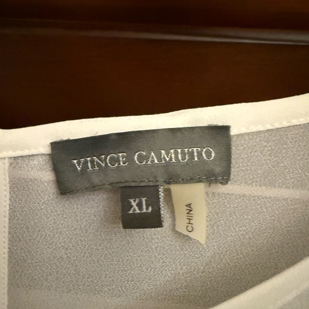 Camuto Sheer White Blouse, XL - Picture 3 of 3